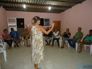 Leia mais sobre o artigo Oficina de Direitos Humanos marca etapa de Organização e Gestão Social na Ilha de Deus e Vila da Imbiribeira